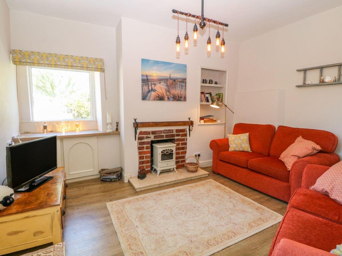فيلا هوليهيدفي Charming 2 Bed House Near Rhoscolyn Discounts For المظهر الخارجي الصورة
