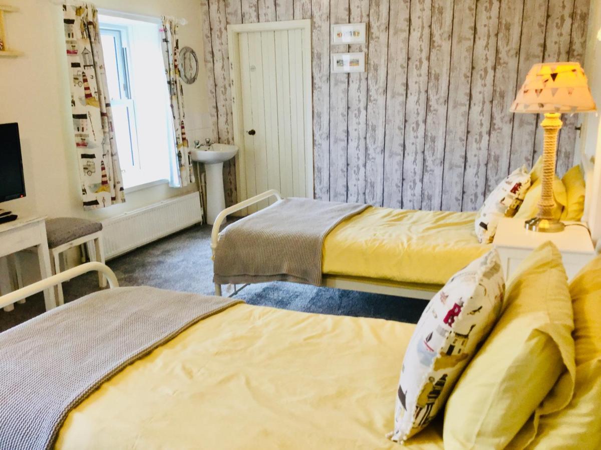 فيلا هوليهيدفي Charming 2 Bed House Near Rhoscolyn Discounts For المظهر الخارجي الصورة